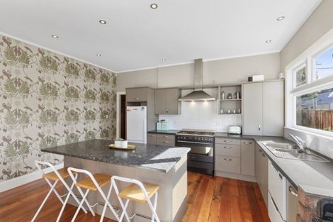 Photo of property in 10 Richmond Street, Petone, Lower Hutt, 5012