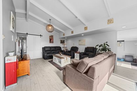 Photo of property in 9 Rahiri Street, Waitara, 4320