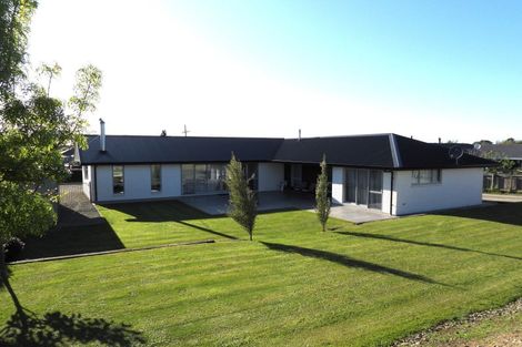 Photo of property in 17 Gordon Street, Weston, Oamaru, 9401