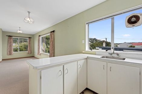 Photo of property in 8/218 Onepu Road, Lyall Bay, Wellington, 6022