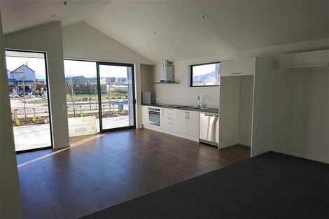 Photo of property in 32 Glen Dene Crescent, Wanaka, 9305