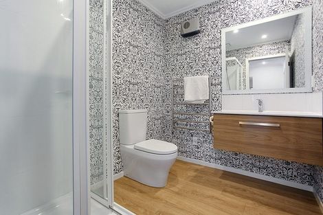 Photo of property in 1/158 Centaurus Road, Saint Martins, Christchurch, 8022