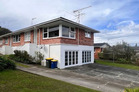 Photo of property in 3/7 Sudan Avenue, Milford, Auckland, 0620