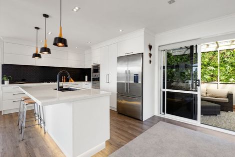 Photo of property in 32 Marnane Terrace, St Andrews, Hamilton, 3200