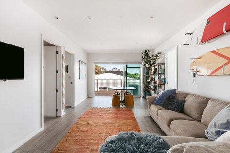 Photo of property in 1343 Papamoa Beach Road, Papamoa Beach, Papamoa, 3118