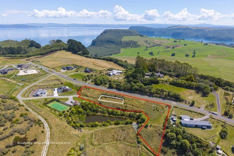 Photo of property in 7 Grandview Lane, Acacia Bay, 3385