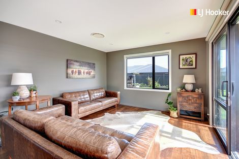 Photo of property in 13 Caledonia Drive, Mosgiel, 9024