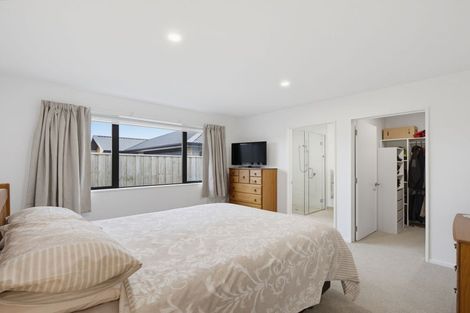 Photo of property in 61 Hilton Drive, Amberley, 7410