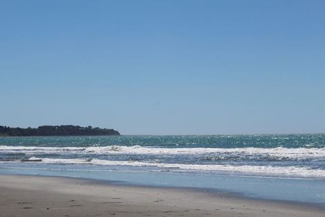Photo of property in 25-27 Onaero Beach Road, Onaero, Waitara, 4383