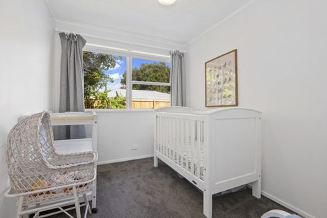 Photo of property in 2/45 Riverside Road, Orewa, 0931