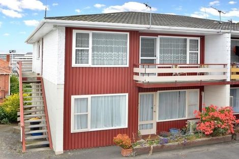 Photo of property in 80g London Street, Dunedin Central, Dunedin, 9016