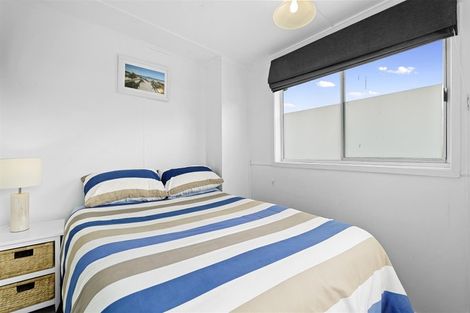 Photo of property in 17 Pukehina Parade, Pukehina, 3189