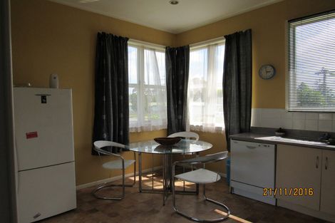 Photo of property in 180 Hakanoa Street, Huntly, 3700