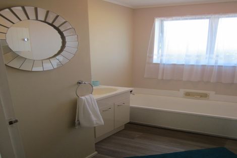 Photo of property in 49 Burns Street, Leamington, Cambridge, 3432