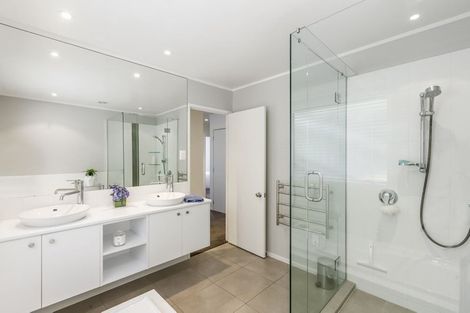 Photo of property in 30 Maxwelton Drive, Mairangi Bay, Auckland, 0630