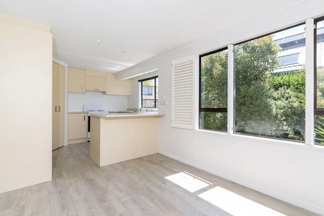 Photo of property in 2/18 Killarney Street, Takapuna, Auckland, 0622