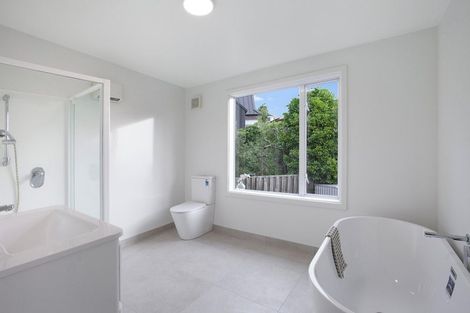 Photo of property in 132 Major Hornbrook Road, Mount Pleasant, Christchurch, 8081