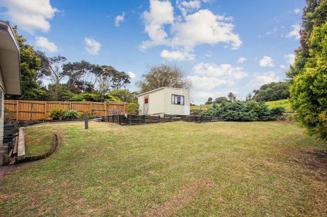 Photo of property in 7 Napuka Road, Henderson Valley, Auckland, 0612