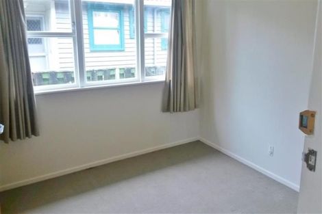 Photo of property in 15 Bittern Place, Henderson, Auckland, 0610