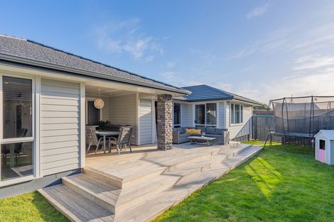 Photo of property in 3 Barbaras Way, Waikanae Beach, Waikanae, 5036