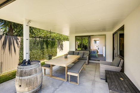 Photo of property in 39a Merton Crescent, Pirimai, Napier, 4112