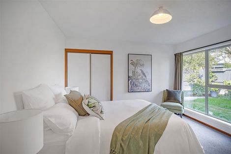 Photo of property in 1/195b Wairakei Road, Bryndwr, Christchurch, 8053