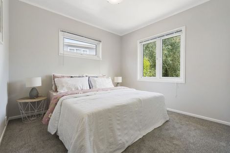 Photo of property in 38 Paramu Avenue, Birkdale, Auckland, 0626