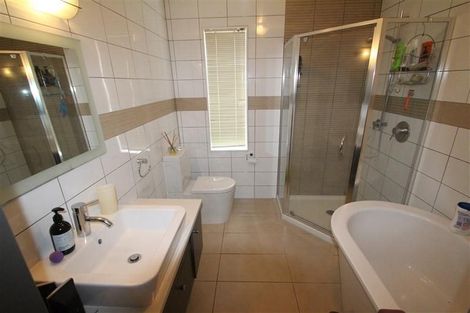 Photo of property in 25e Garnet Road, Westmere, Auckland, 1022