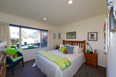 Photo of property in 33 Kensington Drive, Taradale, Napier, 4112