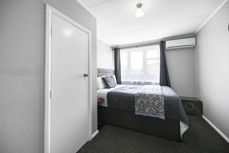 Photo of property in 22 Willis Street, Bader, Hamilton, 3206