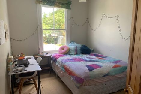 Photo of property in 71 Rolleston Street, Mount Cook, Wellington, 6021