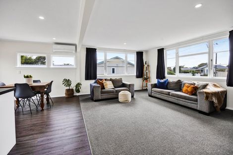 Photo of property in 40 Mahoe Street, Inglewood, 4330