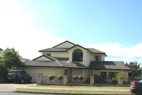 Photo of property in 33 Picasso Drive, West Harbour, Auckland, 0618