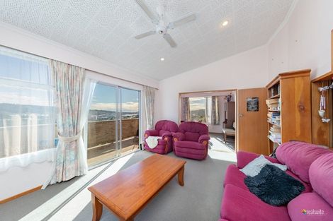 Photo of property in 6 Ash Grove, Ranui, Porirua, 5024