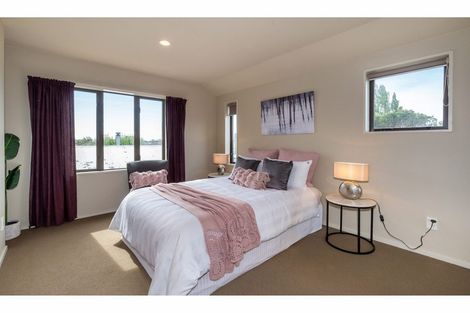 Photo of property in 19 Studholme Street, Somerfield, Christchurch, 8024