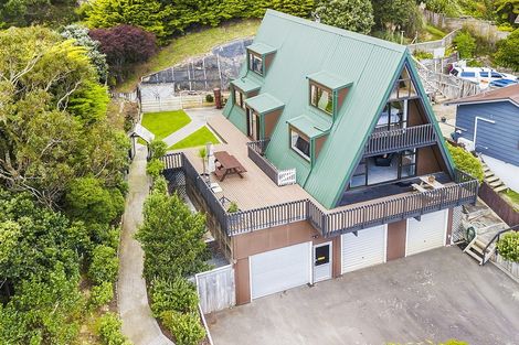Photo of property in 1 Mapplebeck Street, Titahi Bay, Porirua, 5022