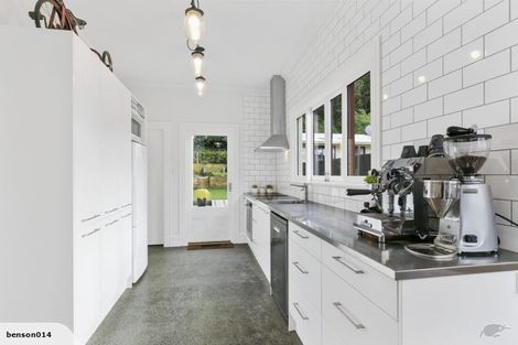 Photo of property in 34 Derwent Street, Island Bay, Wellington, 6023