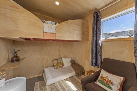 Photo of property in 47 Seagrass Place, Otaki Beach, Otaki, 5512