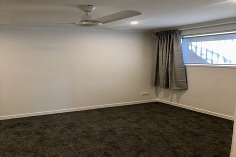 Photo of property in 20 Ensign Place, Hillcrest, Auckland, 0627