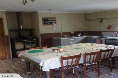 Photo of property in 22 Bonham Street, Pahi, Paparoa, 0571