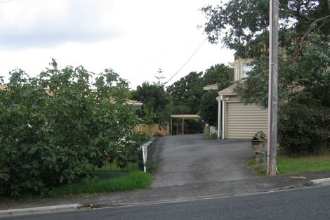 Photo of property in 1/20 Webb Place, Forrest Hill, Auckland, 0620