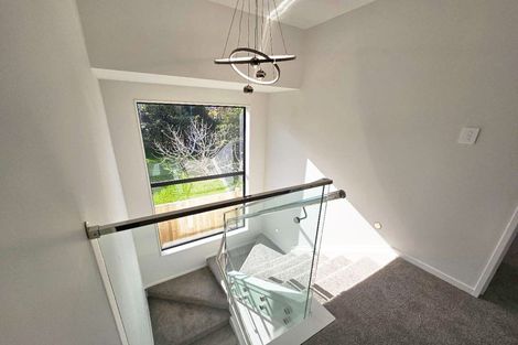 Photo of property in 16b Meadway, Sunnyhills, Auckland, 2010