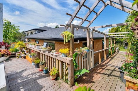 Photo of property in 70d Glengarry Road, Glen Eden, Auckland, 0602