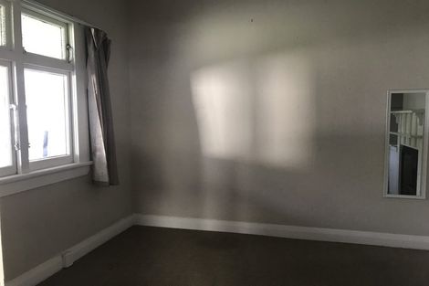 Photo of property in 2 Chatham Avenue, Mount Albert, Auckland, 1025