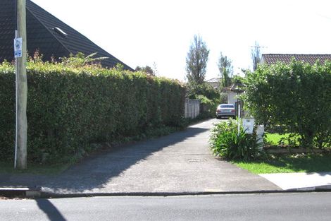 Photo of property in 2/2 Richard Avenue, Bucklands Beach, Auckland, 2014