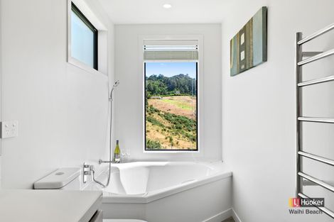 Photo of property in 32 Tohora View, Waihi Beach, 3611