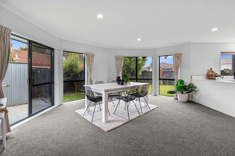 Photo of property in 6 Bayfair Drive, Mount Maunganui, 3116