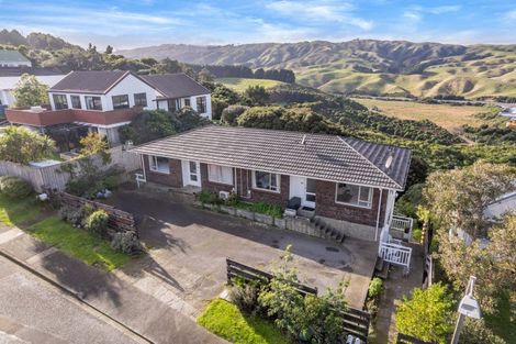 Photo of property in 24d The Track, Plimmerton, Porirua, 5026