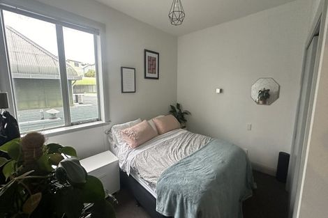 Photo of property in 98 Riddiford Street, Newtown, Wellington, 6021