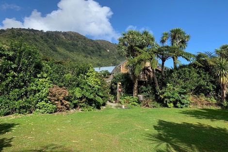 Photo of property in 2 Golden Sands Road, Barrytown, Runanga, 7873